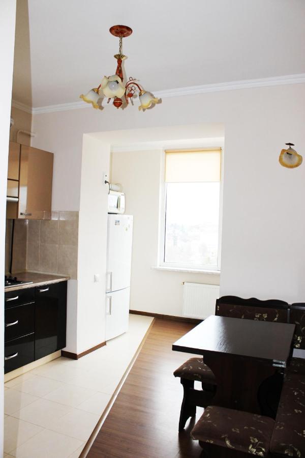 Apartamento Центр Міста Однокімнатна Новобудова Lutsʼk Exterior foto